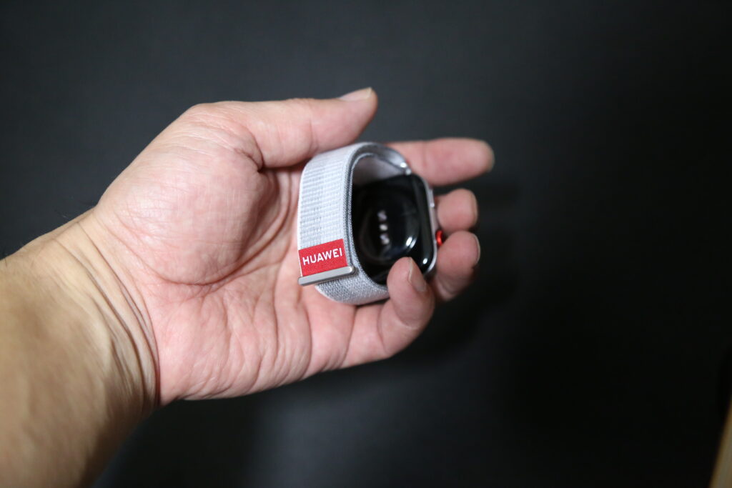 HUAWEI Watch FIT 4 レビュー